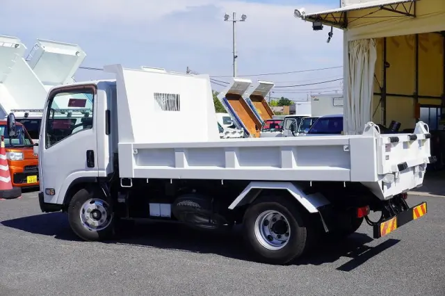 いすゞ エルフ TKG-NPR85YN(2WD)の写真7