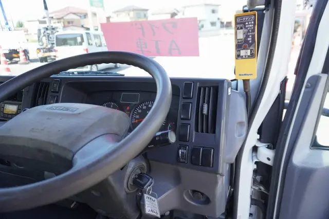 いすゞ エルフ TKG-NPR85YN(2WD)の写真34