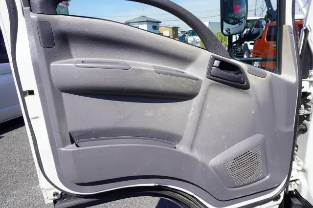いすゞ エルフ TKG-NPR85YN(2WD)の写真40