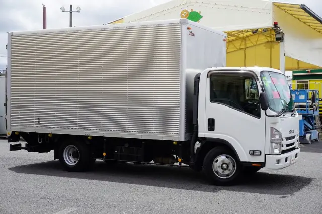 いすゞ エルフ TRG-NPR85AN(2WD)の写真6