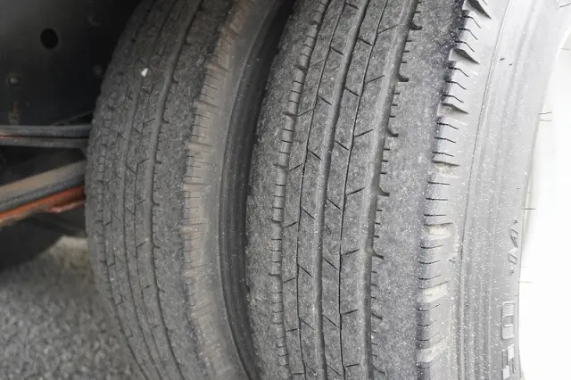 いすゞ エルフ TRG-NPR85AN(2WD)の写真11