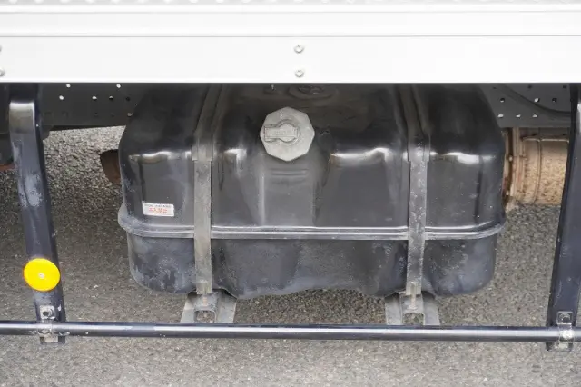 いすゞ エルフ TRG-NPR85AN(2WD)の写真33