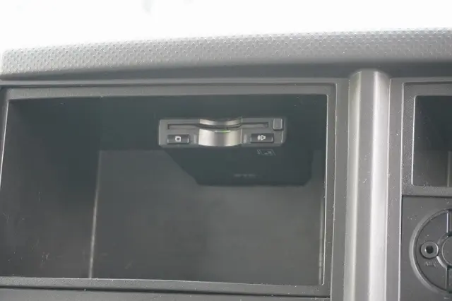 いすゞ エルフ TRG-NPR85AN(2WD)の写真37