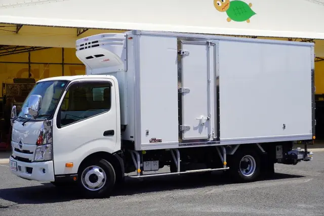 日野 デュトロ 2RG-XZU712M(2WD)の写真1