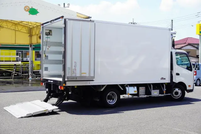 日野 デュトロ 2RG-XZU712M(2WD)の写真2