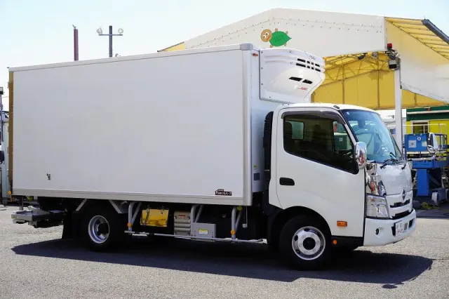 日野 デュトロ 2RG-XZU712M(2WD)の写真7