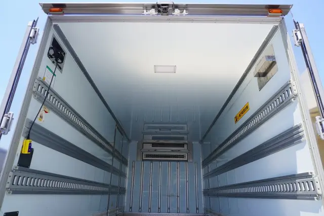 日野 デュトロ 2RG-XZU712M(2WD)の写真21