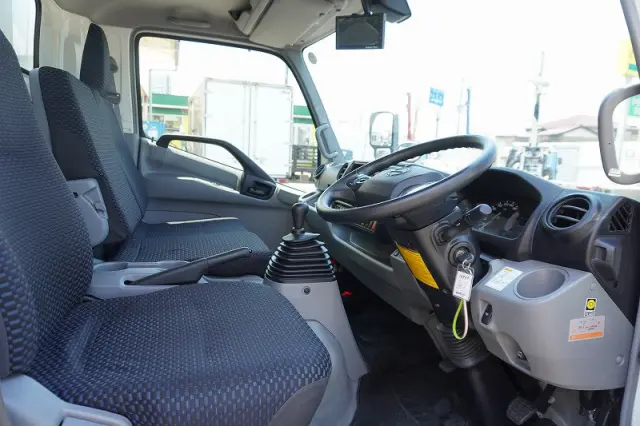日野 デュトロ 2RG-XZU712M(2WD)の写真43
