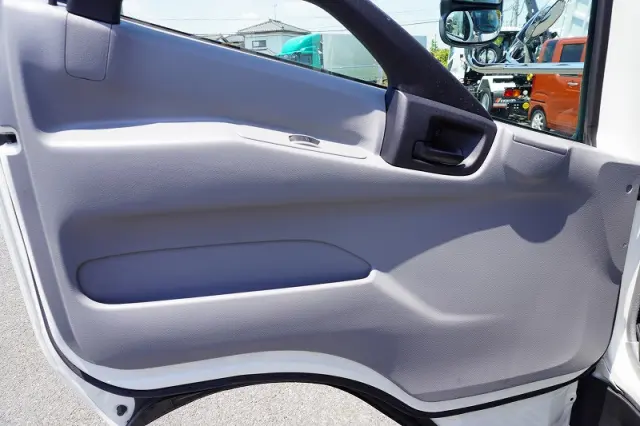 日野 デュトロ 2RG-XZU712M(2WD)の写真46