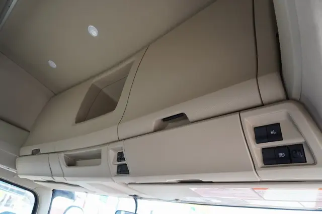 日野 レンジャー 2PG-FE2ACG(2WD)の写真34