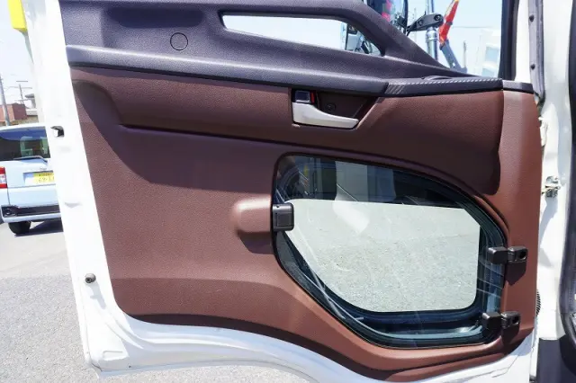 日野 レンジャー 2PG-FE2ACG(2WD)の写真40