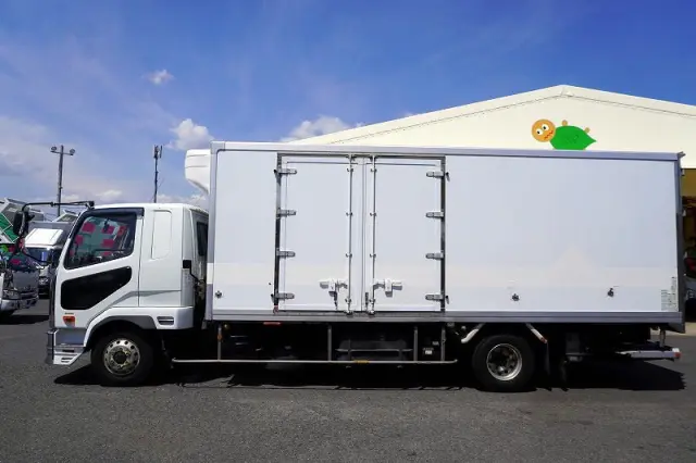 三菱 ファイター 2KG-FK62F(2WD)の写真3