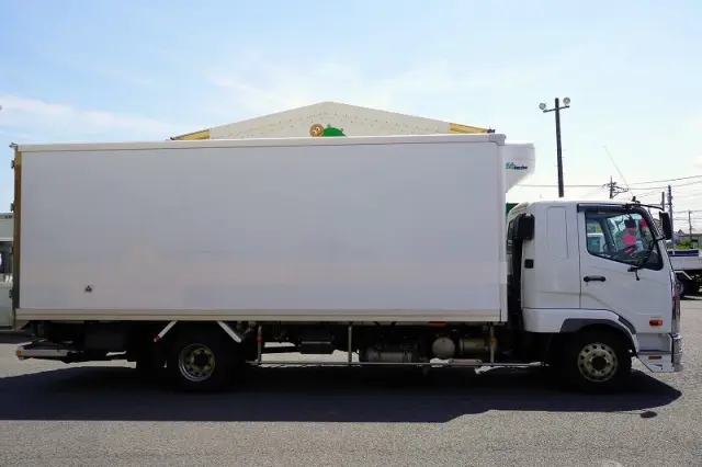 三菱 ファイター 2KG-FK62F(2WD)の写真5