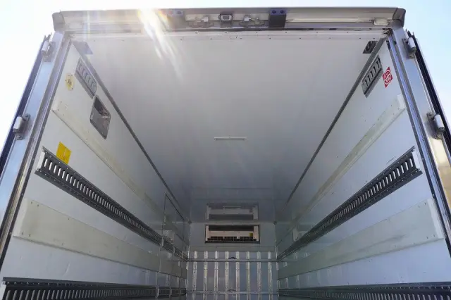 三菱 ファイター 2KG-FK62F(2WD)の写真23