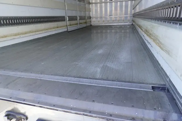 三菱 ファイター 2KG-FK62F(2WD)の写真24