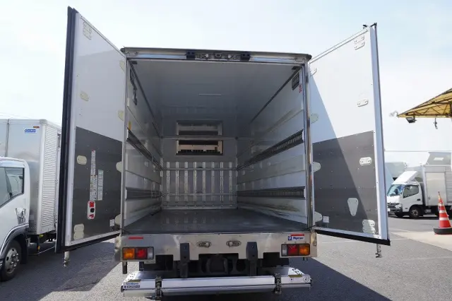 三菱 ファイター 2KG-FK62F(2WD)の写真30