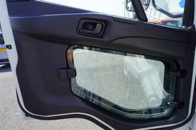 三菱 ファイター 2KG-FK62F(2WD)の写真45