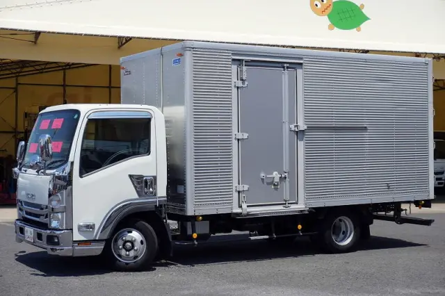 いすゞ エルフ TRG-NPR85AN(2WD)の写真1