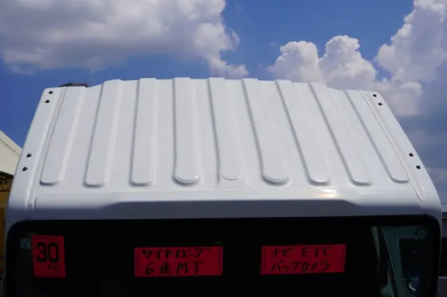 いすゞ エルフ TRG-NPR85AN(2WD)の写真16