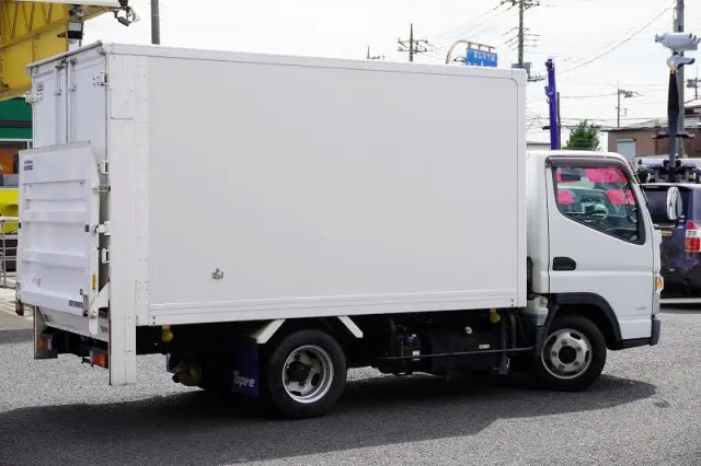 三菱 キャンター TPG-FBA20(2WD)の写真8