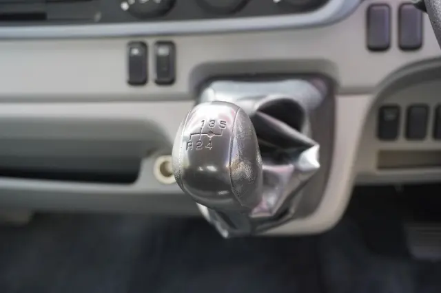 三菱 キャンター TPG-FBA20(2WD)の写真33