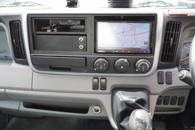 三菱 キャンター TPG-FBA20(2WD)の写真34