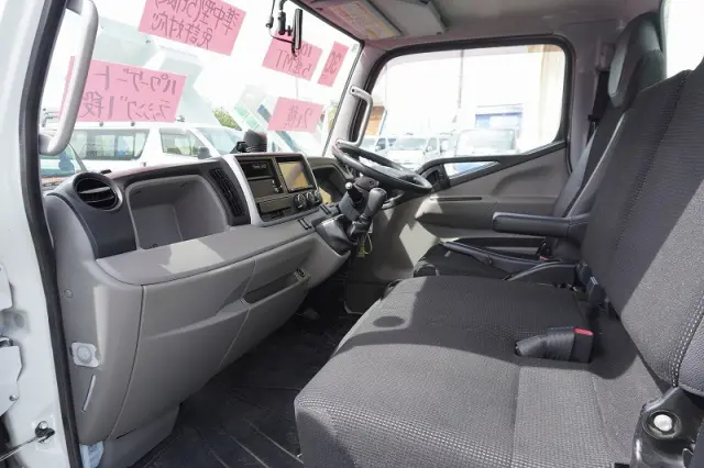 三菱 キャンター TPG-FBA20(2WD)の写真40