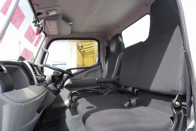 三菱 キャンター TPG-FBA20(2WD)の写真41