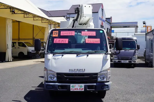 いすゞ エルフ TPG-NKR85AN(2WD)の写真2