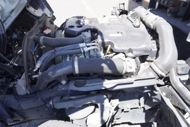 いすゞ エルフ TPG-NKR85AN(2WD)の写真14