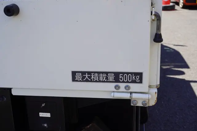 いすゞ エルフ TPG-NKR85AN(2WD)の写真21