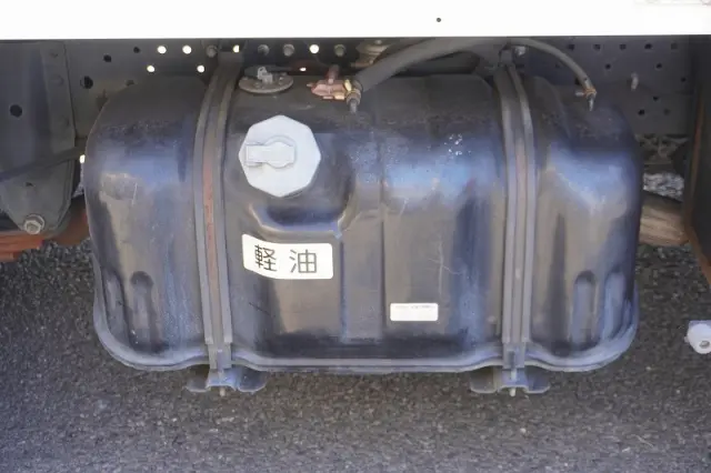 いすゞ エルフ TPG-NKR85AN(2WD)の写真23