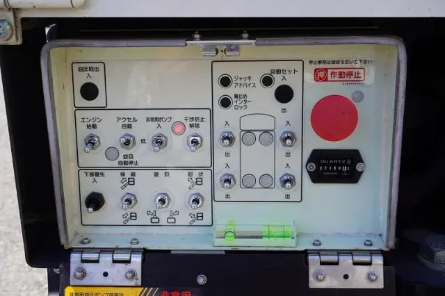 いすゞ エルフ TPG-NKR85AN(2WD)の写真31