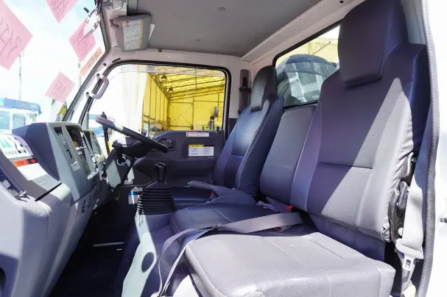 いすゞ エルフ TPG-NKR85AN(2WD)の写真43