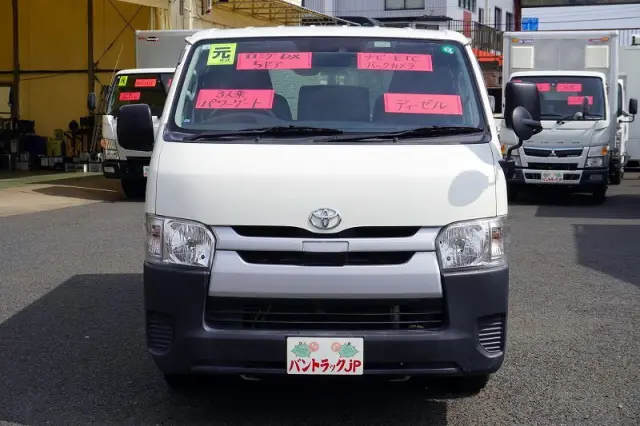 トヨタ その他(トヨタ) QDF-GDH201V(2WD)の写真2