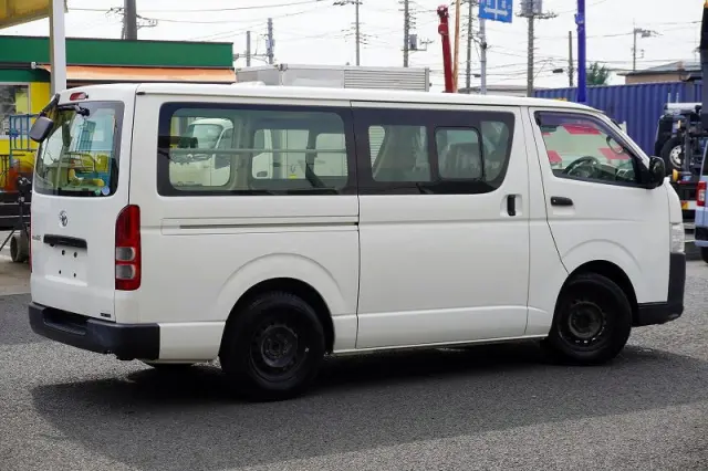 トヨタ その他(トヨタ) QDF-GDH201V(2WD)の写真8