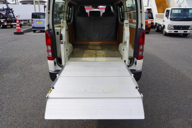 トヨタ その他(トヨタ) QDF-GDH201V(2WD)の写真19