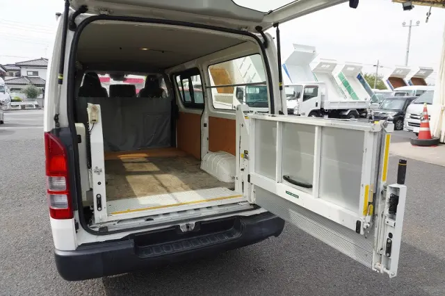 トヨタ その他(トヨタ) QDF-GDH201V(2WD)の写真22