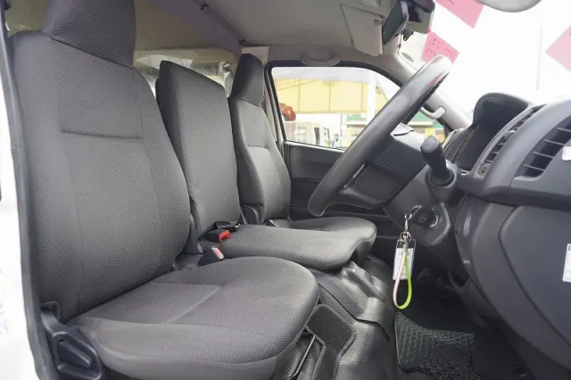 トヨタ その他(トヨタ) QDF-GDH201V(2WD)の写真36