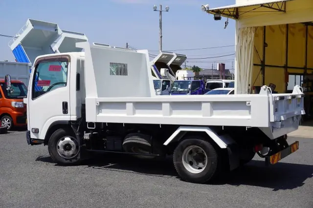 いすゞ エルフ TKG-NPR85YN(2WD)の写真7