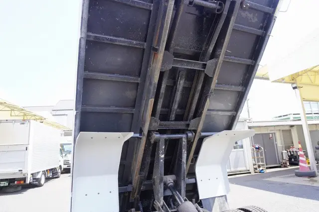 いすゞ エルフ TKG-NPR85YN(2WD)の写真29