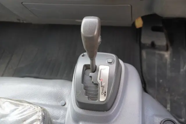 いすゞ エルフ TKG-NPR85YN(2WD)の写真31