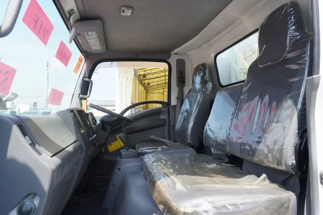 いすゞ エルフ TKG-NPR85YN(2WD)の写真39