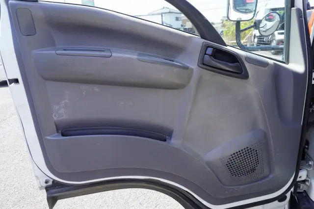 いすゞ エルフ TKG-NPR85YN(2WD)の写真40