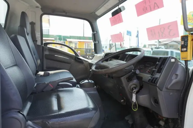 いすゞ エルフ TKG-NPR85YN(2WD)の写真37