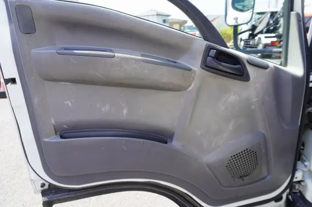 いすゞ エルフ TKG-NPR85YN(2WD)の写真40