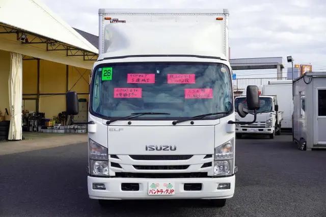 いすゞ エルフ TPG-NNR85AN(2WD)の写真2