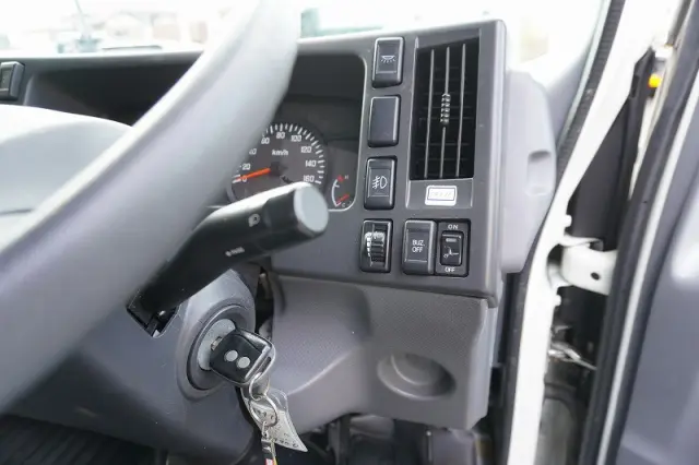 いすゞ エルフ TPG-NNR85AN(2WD)の写真36