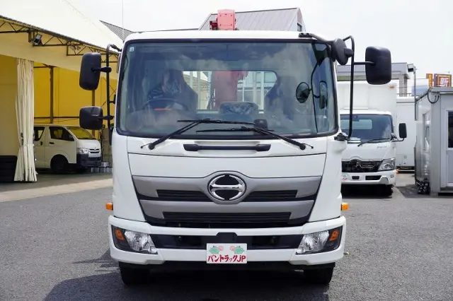 日野 レンジャー 2KG-FC2ABA(2WD)の写真2