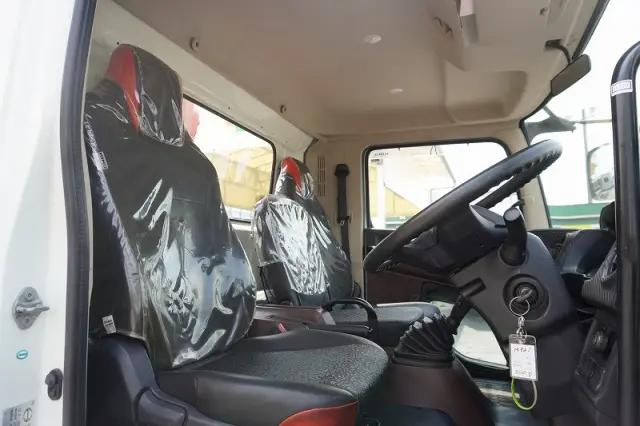 日野 レンジャー 2KG-FC2ABA(2WD)の写真39